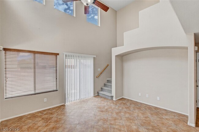 Building Photo - 2780 Kona Crest Ave