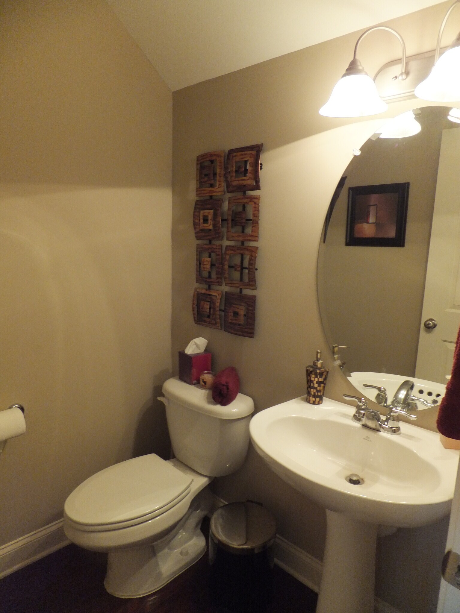 Building Photo - 419 Waterbrook Dr