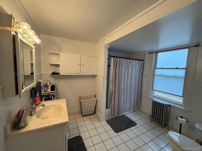 Building Photo - 78 Duncan Ave