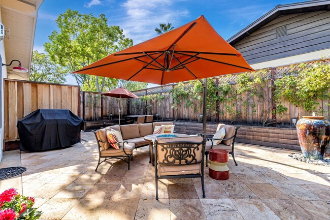 Building Photo - Executive Almaden Valley Home