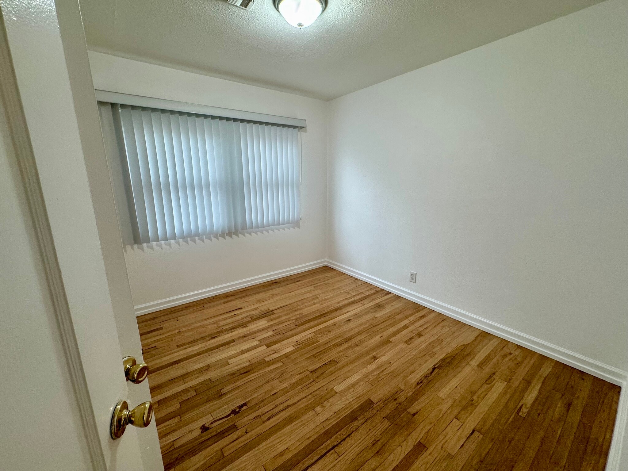 Building Photo - 13331 S New Hampshire Ave