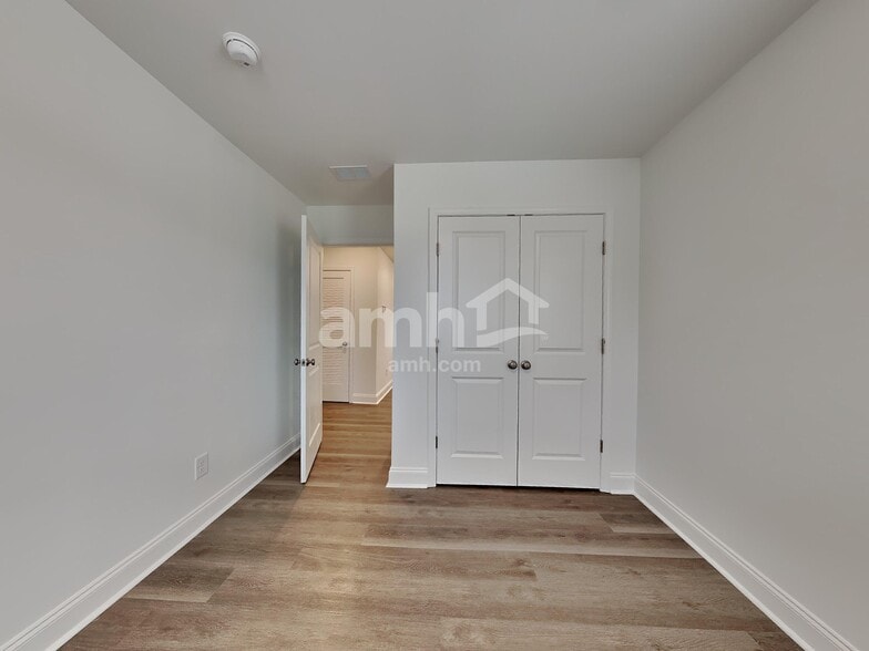 Building Photo - 108 Slice Dr