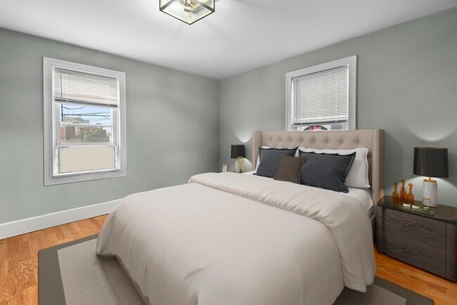 Building Photo - 36 Union St