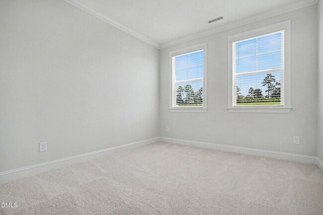 Building Photo - 321 Golden Trace Dr