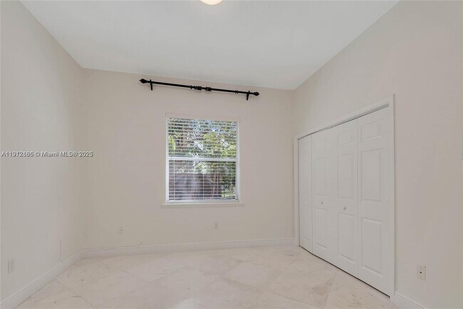 Building Photo - 17117 SW 82nd Ct