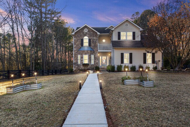 Building Photo - 66 Woodmont Ln