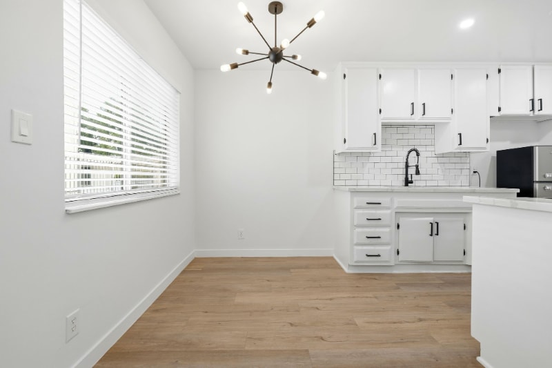 Building Photo - 5549 Fulcher Ave