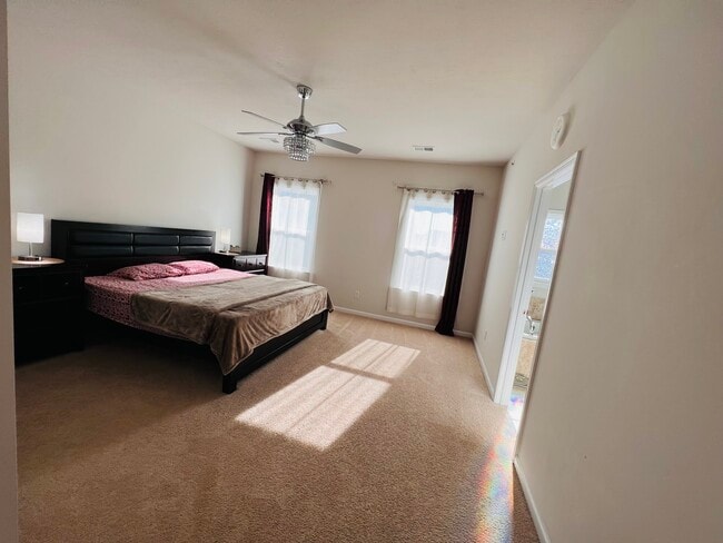 Building Photo - 3010 Mahican Cir