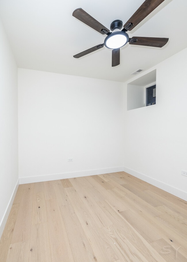 Building Photo - 1830 S Peoria St