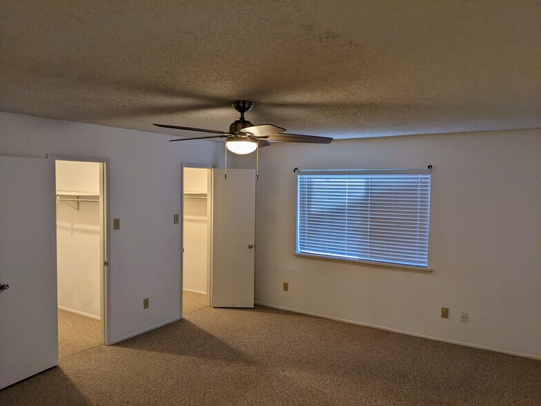 Master Bedroom - 1855 Sandy Ridge Ct