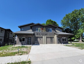Building Photo - 2795 Hamilton Way