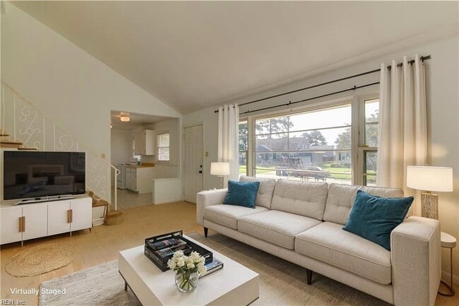 Building Photo - 1316 Gabriel Dr