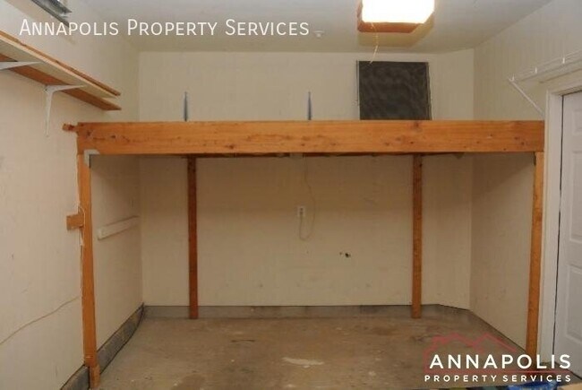 Building Photo - 2320 Sandy Walk Way