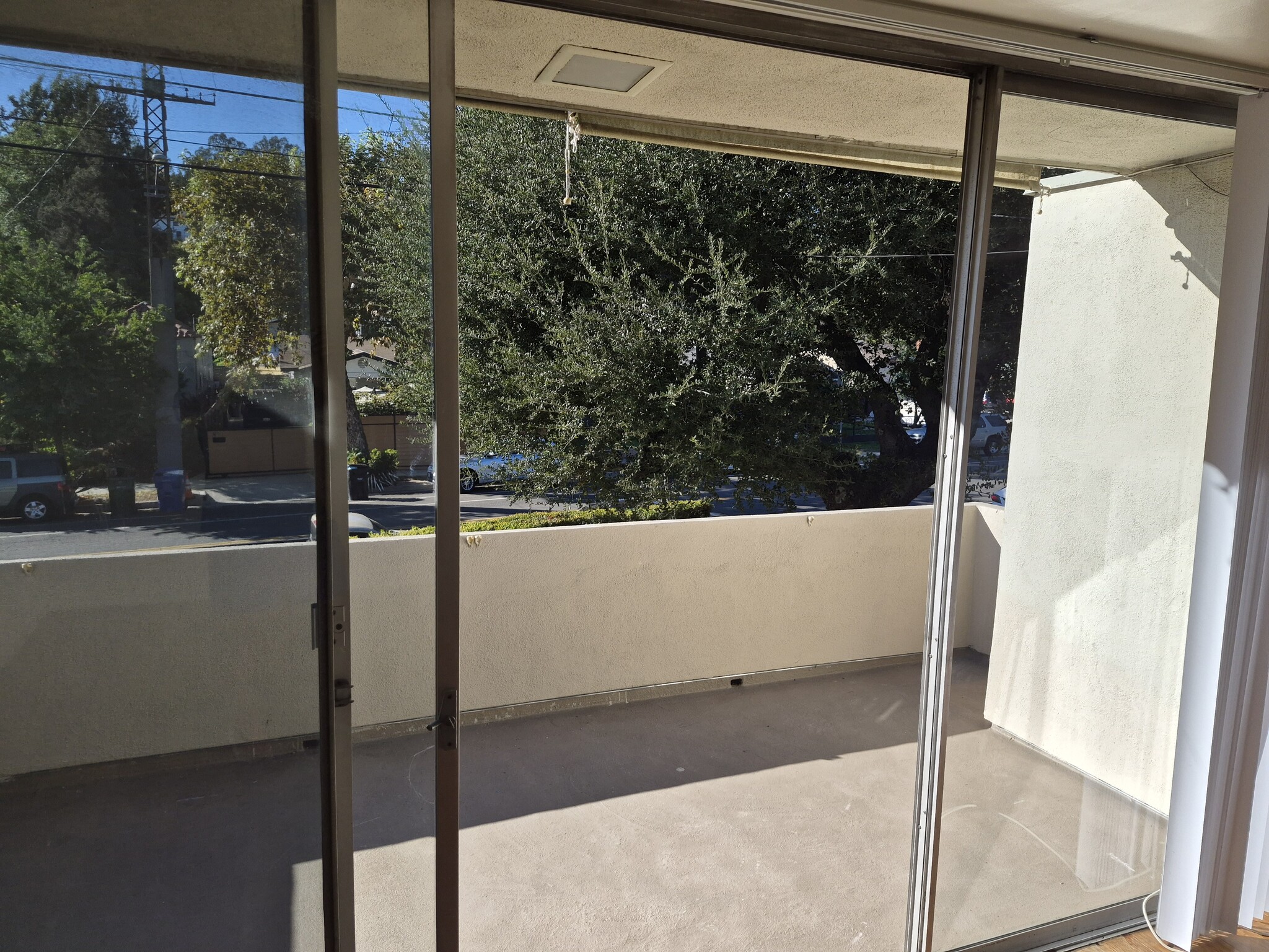 Building Photo - 848 San Pascual Ave