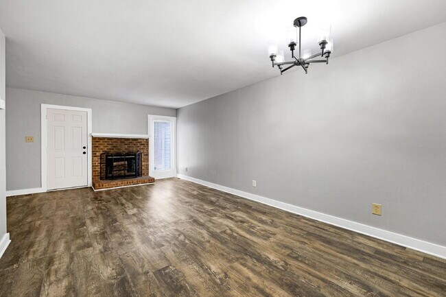 Building Photo - 5544 Kaplan Dr