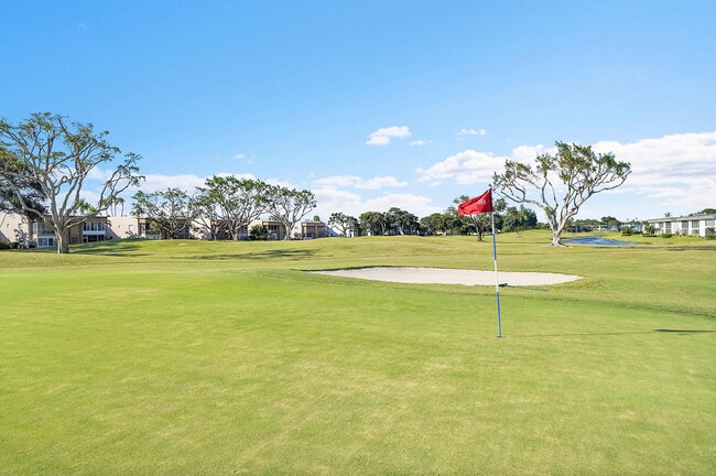 Building Photo - 646 Flanders N