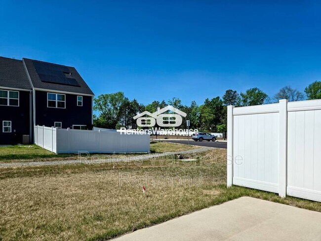 Building Photo - 823 Taylor Grn Wy