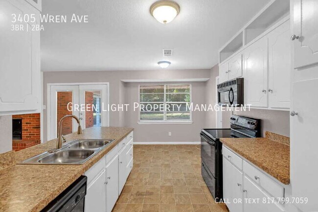 Building Photo - 3405 Wren Ave