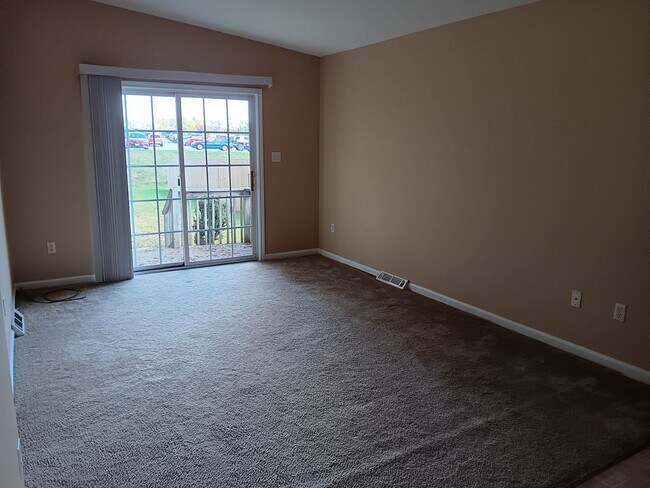 Building Photo - Christiansburg, 3 BR / 2 BA, August 14th