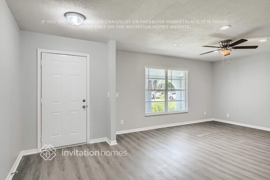 Building Photo - 8146 Chaucer Ct