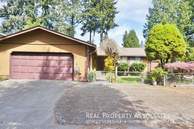 Building Photo - 11737 5th Ave NE