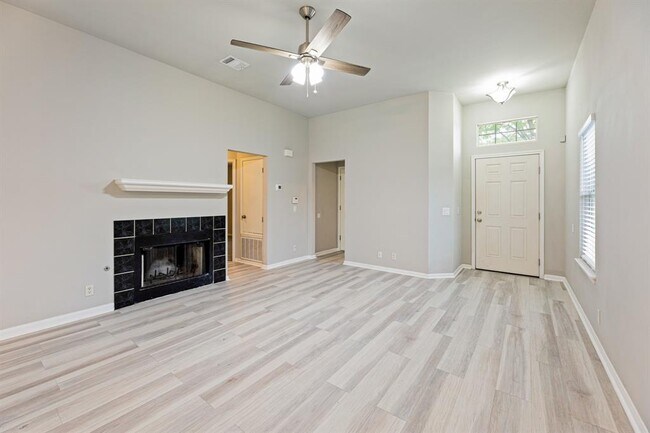 Building Photo - 21108 Derby Day Ave