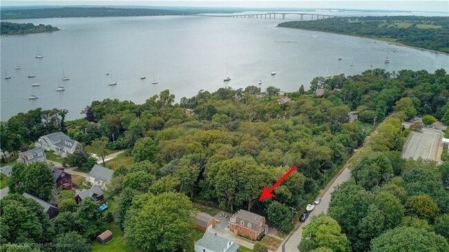 Building Photo - 59 Melrose Ave