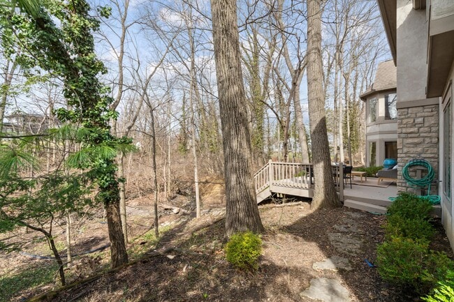 Building Photo - 5055 Slate Run Woods Ct