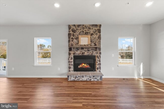 Building Photo - 5559 Trafalgar Cir