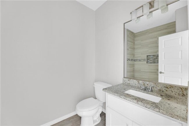 Building Photo - 14 N Winona Dr