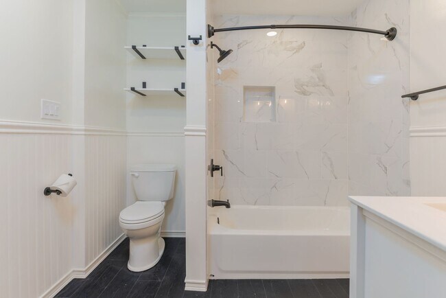 Building Photo - Indigo Park