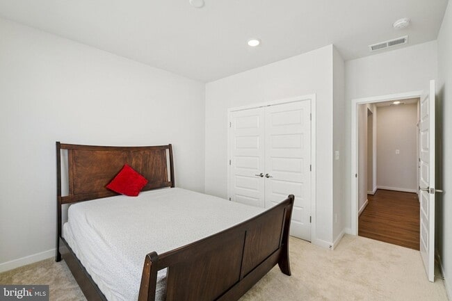 Building Photo - 42051 Night Nurse Cir