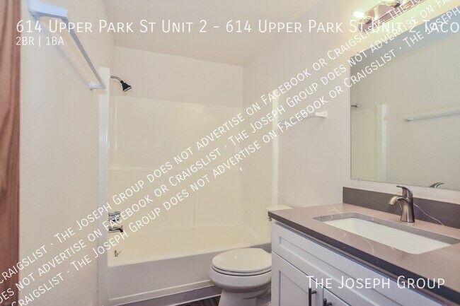 Building Photo - 614 Upper Park St