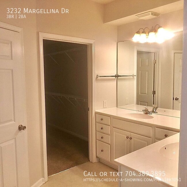 Building Photo - 3232 Margellina Drive
