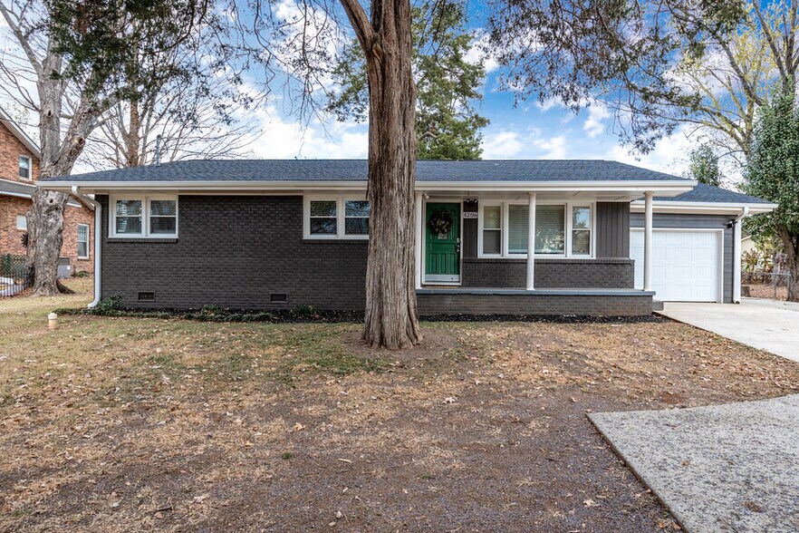 Building Photo - 4206 Holmes Ave NW