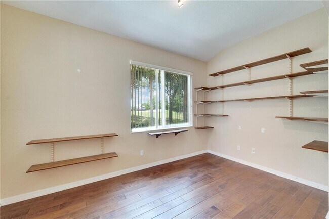 Building Photo - 1013 Emerald Dunes Dr