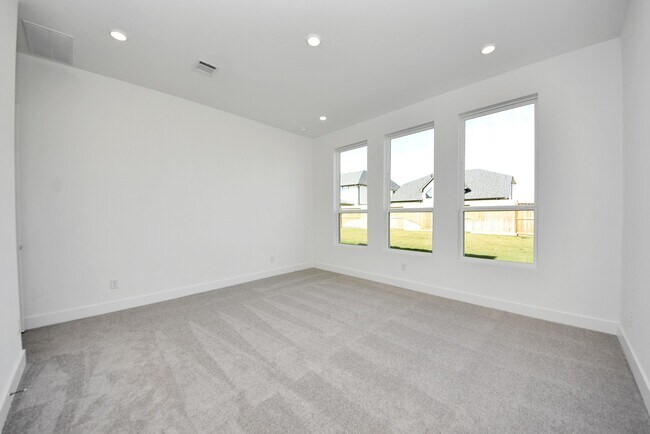 Building Photo - 31046 Vintage Crk Ln