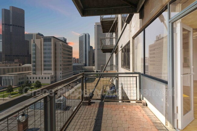 Building Photo - 2020 Arapahoe St