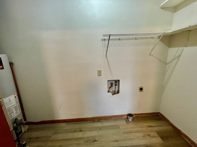 Building Photo - 2146 E Bennett St