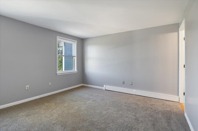 Building Photo - 5 Aspen Ln