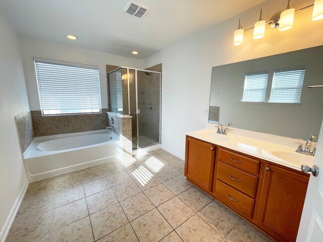 Building Photo - 4442 Brinton Saddle Ln