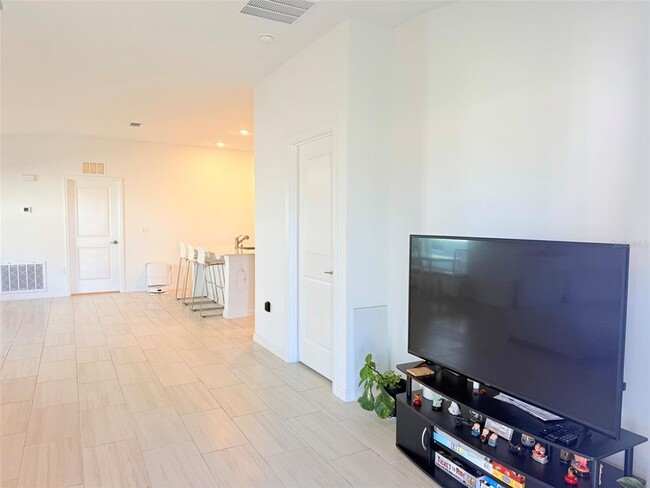 Building Photo - 35080 Brackett Bnd