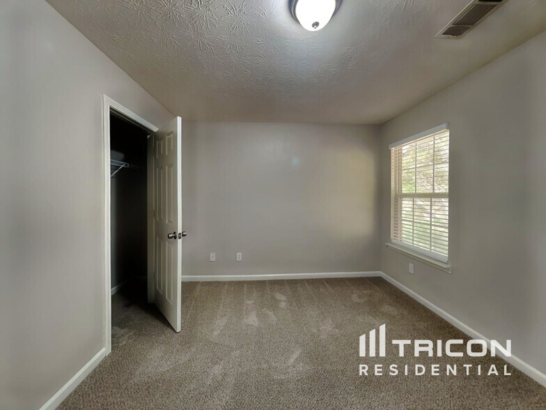 Building Photo - 4124 Waters End Ln