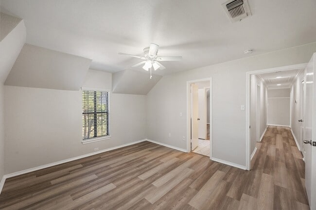 Building Photo - 4351 Bullfinch Ct