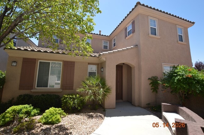 Building Photo - 2209 Silvered Bark Dr