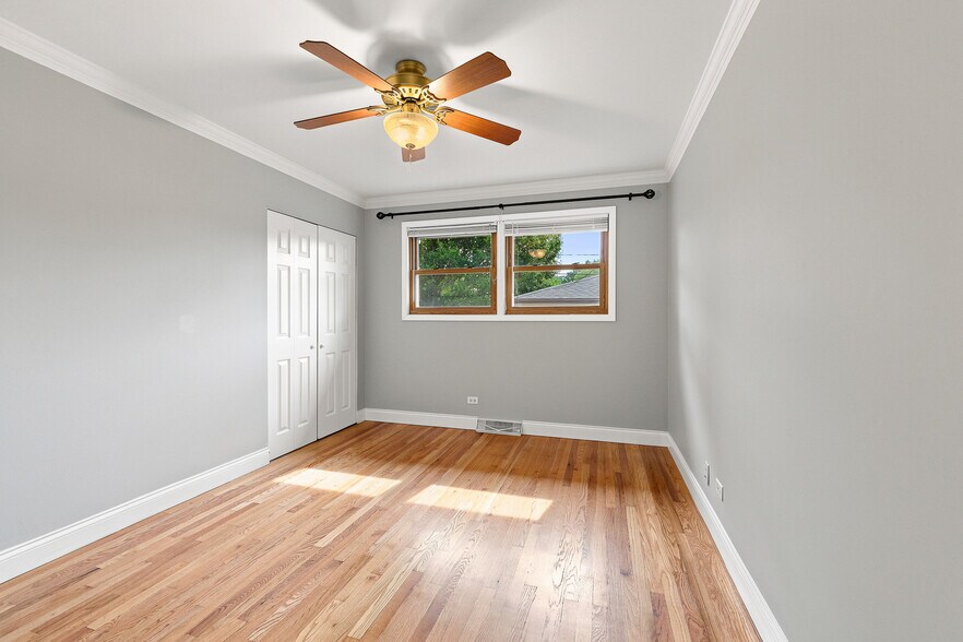 Building Photo - 1113 S Haddow Ave