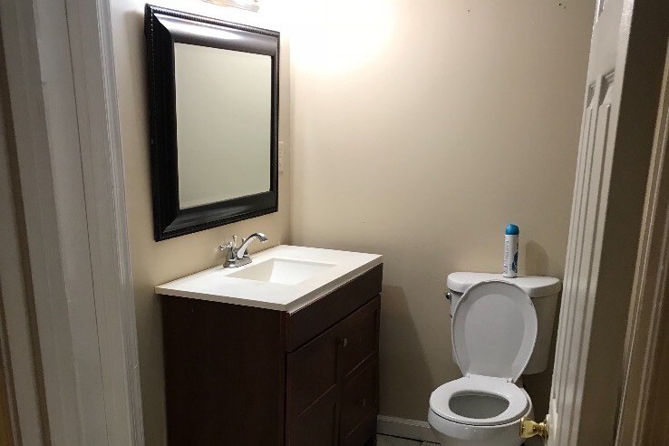 Building Photo - 3522 Greenspring Ave