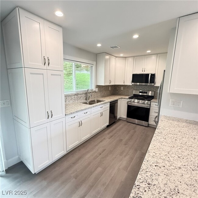 Building Photo - 508 Woodcrest Ct