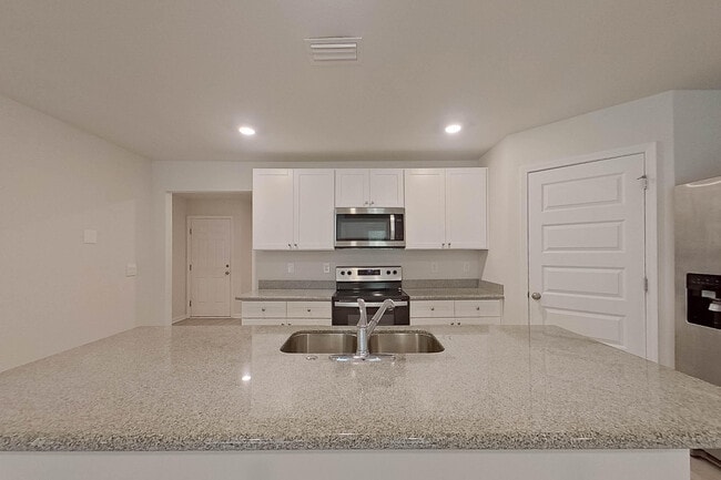 Building Photo - 4702 Malay Cir