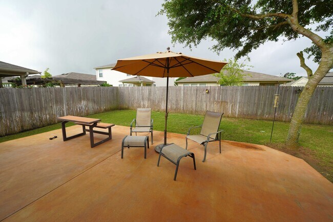 Building Photo - Immaculate Rental in Schertz! Realtor Commission: $500